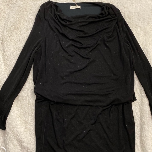 Black with sparkles mini dress - Picture 2 of 5